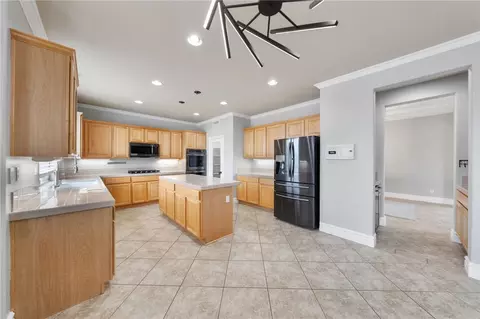 Kitchen - 33352 Barrington, Temecula, CA 92592 photo 2 of 4