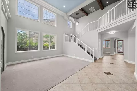 Living - 33352 Barrington, Temecula, CA 92592 photo 2 of 6