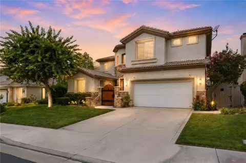 Exterior - 33352 Barrington, Temecula, CA 92592 photo 3 of 12
