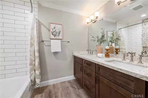 Bath - 29843 Gateview Ct, Temecula, CA 92592 photo 4 of 4