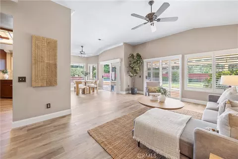 Living - 29843 Gateview Ct, Temecula, CA 92592 photo 3 of 5