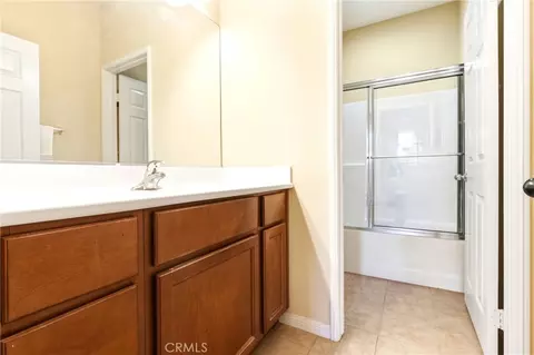 Bath - 4317 Junction #103, Corona, CA 92883 photo 2 of 2