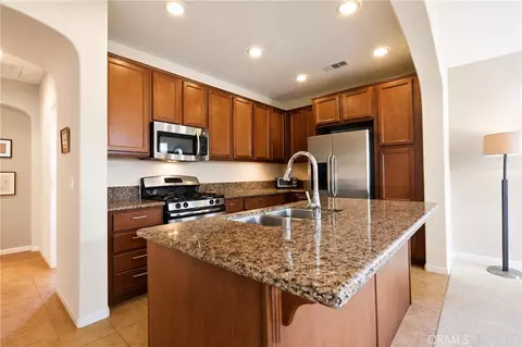 Kitchen - 4317 Junction #103, Corona, CA 92883 photo 3 of 5