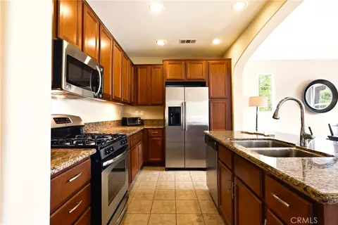 Kitchen - 4317 Junction #103, Corona, CA 92883 photo 2 of 5