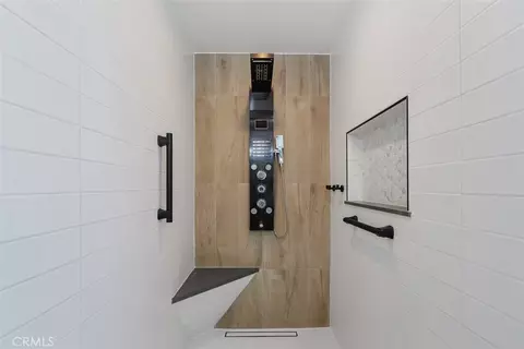 Bath - 315 E Monterey, Corona, CA 92879 photo 3 of 3