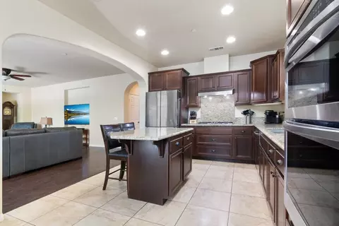 Kitchen - 46236 Teton, Temecula, CA 92592 photo 3 of 4