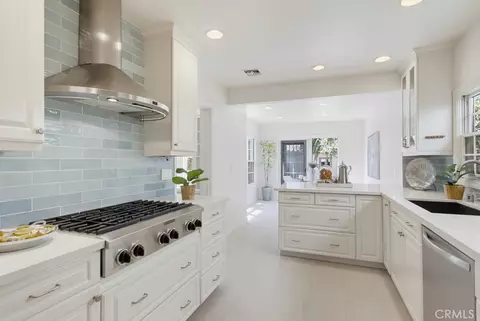 Kitchen - 234 H, Coronado, CA 92118 photo 4 of 5