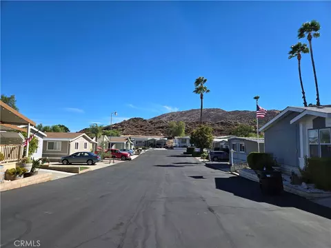 32600 State Highway 74 #42, Hemet, CA 92545