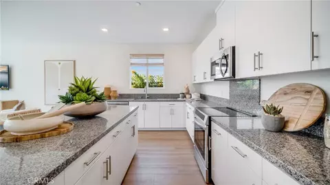 Kitchen - 2341 Diamond Edge Rd, Perris, CA 92570 photo 2 of 2
