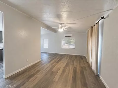 Living - 8372 Green, Pinon Hills, CA 92372 photo 2 of 7