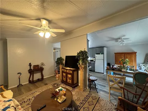 Living - 8372 Green, Pinon Hills, CA 92372 photo 5 of 7
