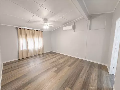 Living - 8372 Green, Pinon Hills, CA 92372 photo 3 of 7