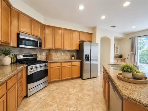 Kitchen - 32493 Palacio, Temecula, CA 92592 photo 1 of 4