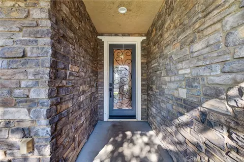 Entry Way - 45936 Camino Rubi, Temecula, CA 92592 photo 1 of 7