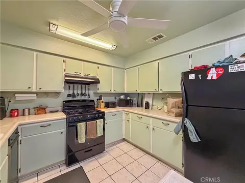 Kitchen - 210 E Oasis, Blythe, CA 92225 photo 3 of 4
