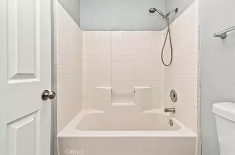 Bath - 41953 Delmonte, Temecula, CA 92591 photo 6 of 6