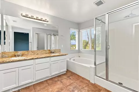 Bath - 41953 Delmonte, Temecula, CA 92591 photo 4 of 6