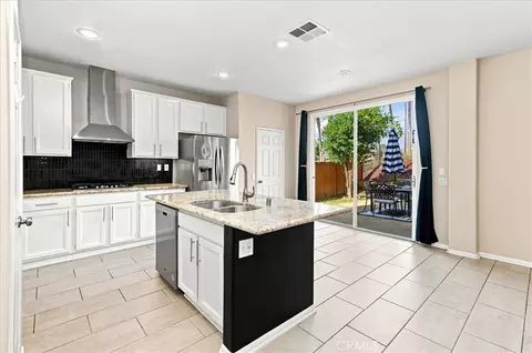 Kitchen - 41953 Delmonte, Temecula, CA 92591 photo 2 of 5