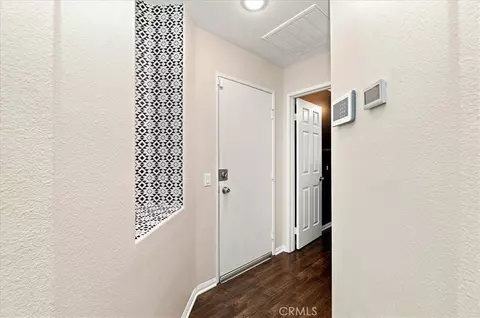 Entry Way - 41953 Delmonte, Temecula, CA 92591 photo 2 of 4