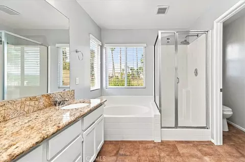 Bath - 41953 Delmonte, Temecula, CA 92591 photo 3 of 6