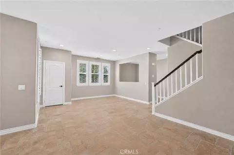 Living - 28947 Frankfort, Temecula, CA 92591 photo 5 of 5