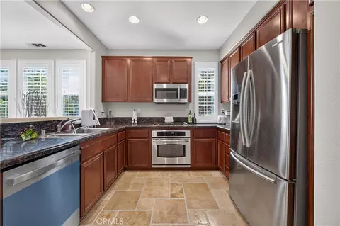 Kitchen - 28947 Frankfort, Temecula, CA 92591 photo 3 of 3