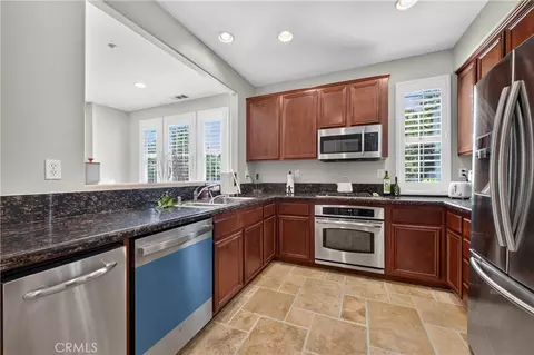 Kitchen - 28947 Frankfort, Temecula, CA 92591 photo 2 of 3