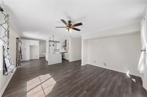 Living - 42577 Drennon Ct, Temecula, CA 92592 photo 7 of 7