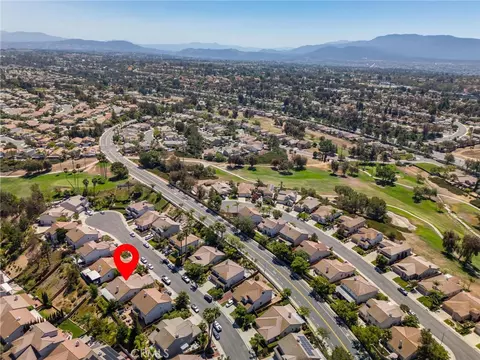 View/Area - 30780 Point Woods Ct, Temecula, CA 92591 photo 4 of 4