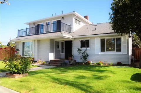 6848 E Los Santos, Long Beach, CA 90815 photo 2