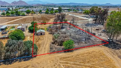 2948 Susan Ln, Perris, CA 92571 photo 4