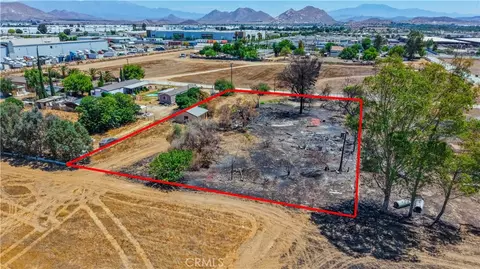 2948 Susan Ln, Perris, CA 92571 photo 5
