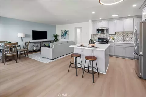 611 S Prospect Ave #103, Redondo Beach, CA 90277