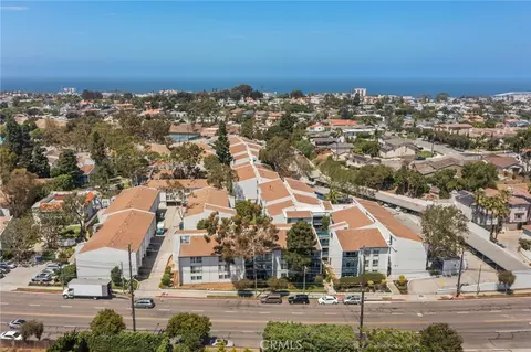 611 S Prospect Ave #103, Redondo Beach, CA 90277