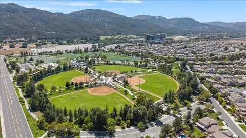 View/Area - 46324 Durango Dr, Temecula, CA 92592 photo 5 of 6
