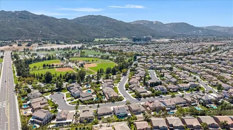 View/Area - 46324 Durango Dr, Temecula, CA 92592 photo 3 of 6