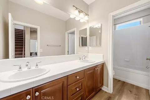 Bath - 46324 Durango Dr, Temecula, CA 92592 photo 4 of 5