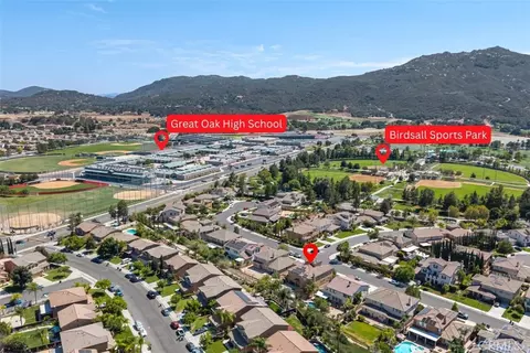 View/Area - 46324 Durango Dr, Temecula, CA 92592 photo 3 of 8