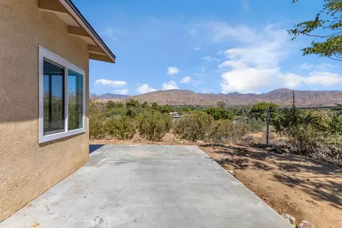 Exterior - 49438 Conejo Rd, Morongo Valley, CA 92256 photo 7 of 10