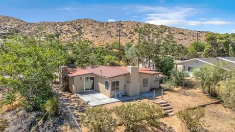 Exterior - 49438 Conejo Rd, Morongo Valley, CA 92256 photo 2 of 10