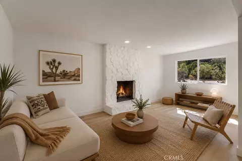Living - 49438 Conejo Rd, Morongo Valley, CA 92256 photo 2 of 15