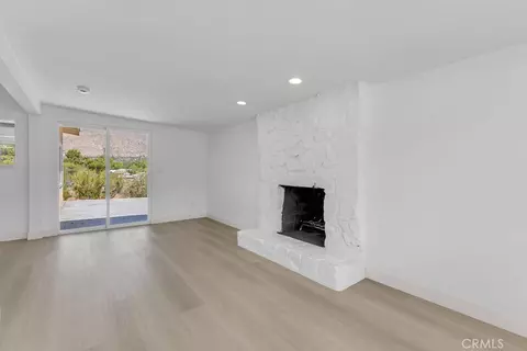 Living - 49438 Conejo Rd, Morongo Valley, CA 92256 photo 7 of 15