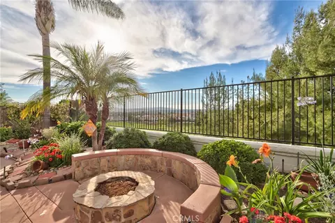 Exterior - 33208 Rhine Ave, Temecula, CA 92592 photo 7 of 13