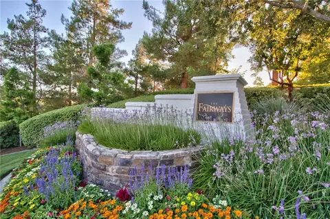View/Area - 33208 Rhine Ave, Temecula, CA 92592 photo 3 of 4