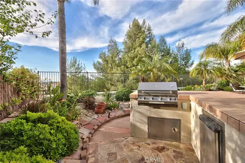 Exterior - 33208 Rhine Ave, Temecula, CA 92592 photo 8 of 13