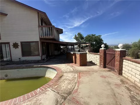 Exterior - 26985 Emerett Ln, Perris, CA 92571 photo 9 of 14