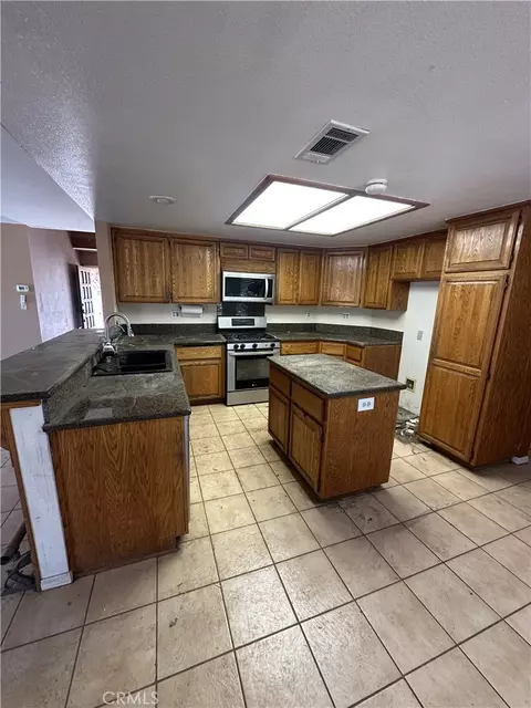 Kitchen - 26985 Emerett Ln, Perris, CA 92571 photo 1 of 2