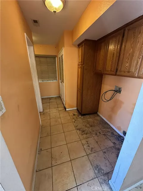 Entry Way - 26985 Emerett Ln, Perris, CA 92571 photo 2 of 3