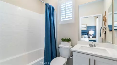 Bath - 2650 E Hyde Paseo, Ontario, CA 91762 photo 2 of 4