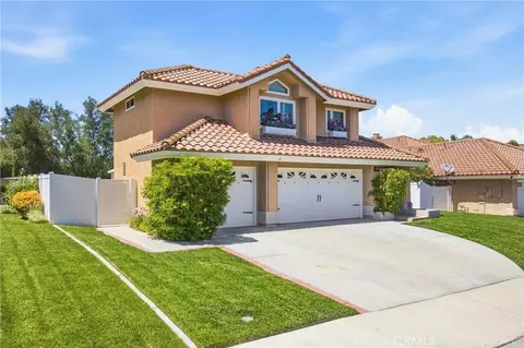 Exterior - 29830 Corte Granada, Temecula, CA 92591 photo 2 of 10